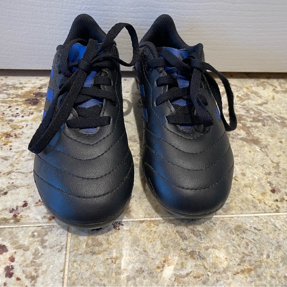Adidas Goletto - boys - size 11 US - Black with blue stripes - Picture 7 of 7